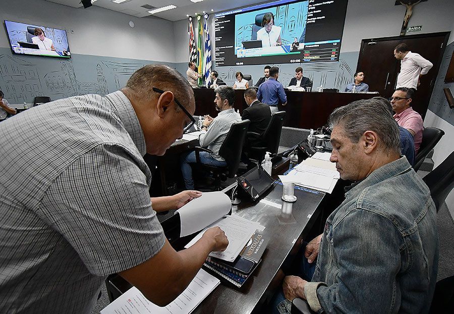 11ª sessão tem 4 itens na pauta 11ª sessão tem 4 itens na pauta