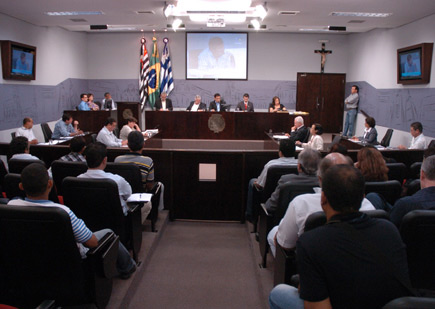 Vereadores aprovam sete projetos durante sessão