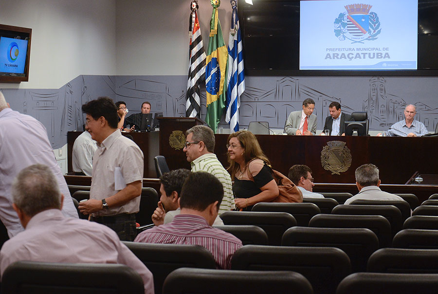 Prefeitura presta contas na Câmara