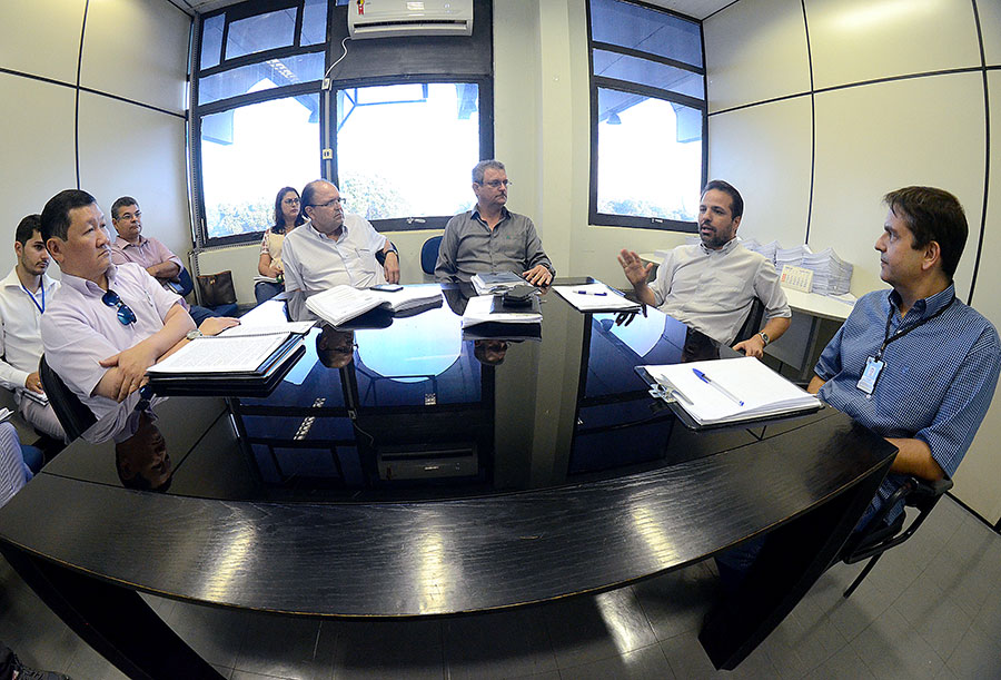 Comissão da Zona Azul discute melhorias com a Prefeitura