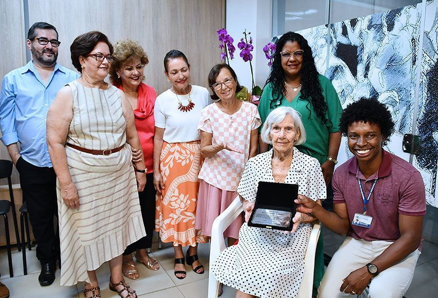 Câmara homenageia servidoras pelo Dia Internacional da Mulher Câmara homenageia servidoras pelo Dia Internacional da Mulher