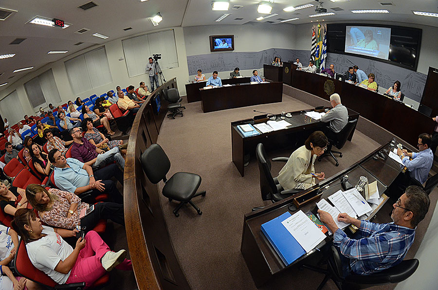 Vereadores aprovam todos os projetos da pauta