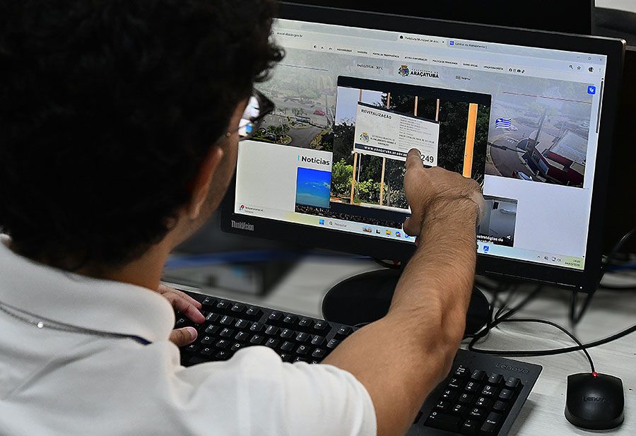 Divulgação em site de obras paralisadas é tema de requerimento