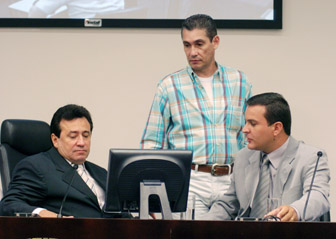 Vereadores aprovam 15 projetos durante sessão