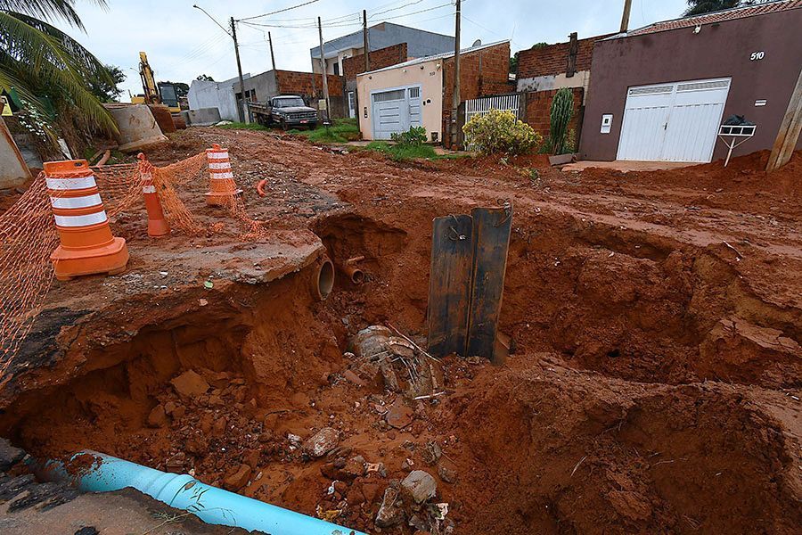 Estragos causados pelas chuvas em Engenheiro Taveira são tema de requerimento