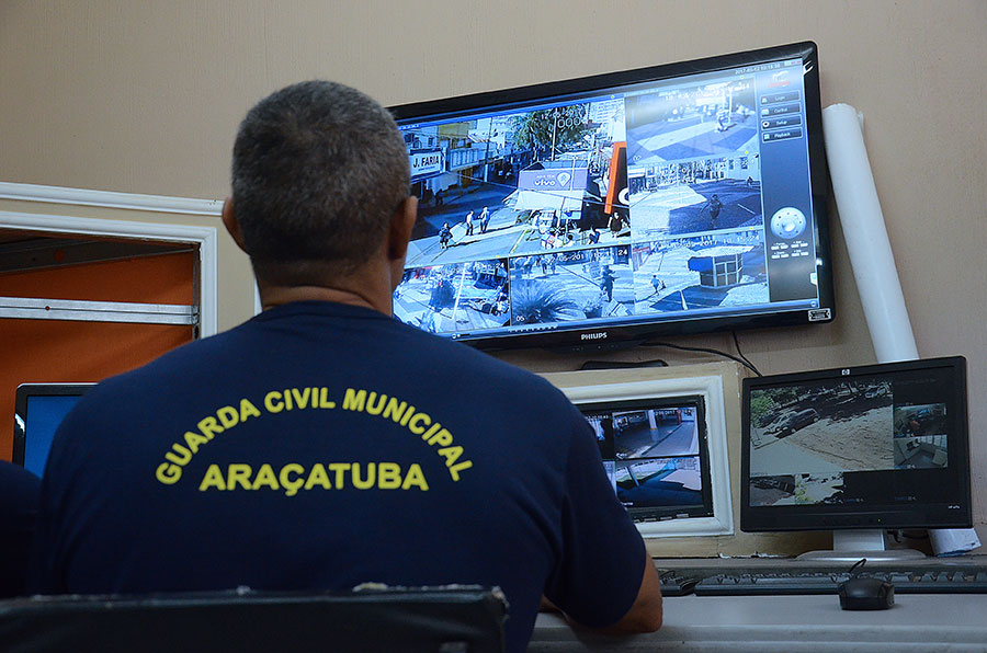 Plenário aprova projeto sobre segurança pública