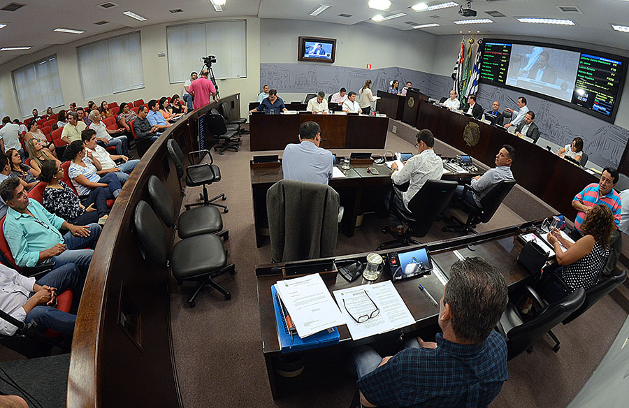 1ª Sessão Ordinária do ano tem cinco projetos aprovados