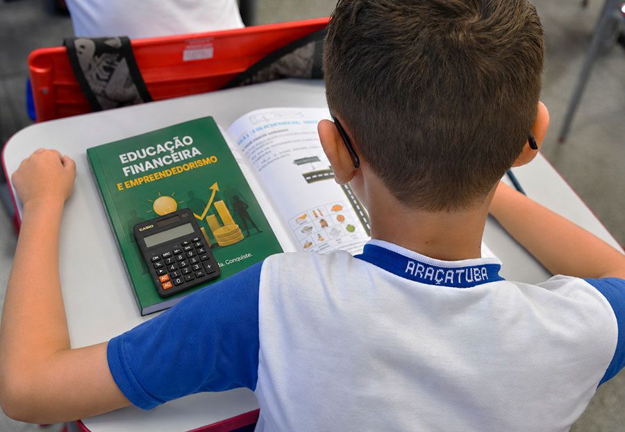 Plenário aprova programa de educação financeira nas escolas