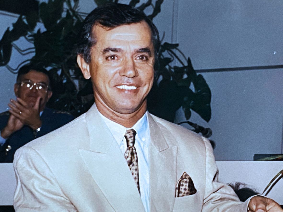 Plenário lamenta falecimento do ex-vereador Aimoré Chiquito Ortega Plenário lamenta falecimento do ex-vereador Aimoré Chiquito Ortega