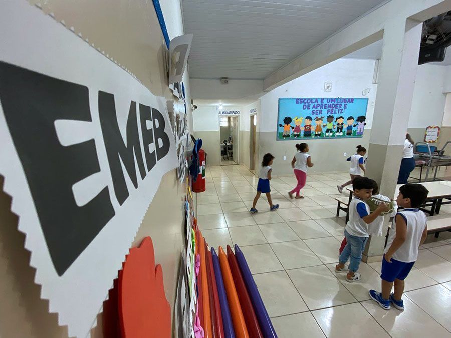 Plenário mantém veto parcial do Executivo a projeto de adequação de sinais sonoros Plenário mantém veto parcial do Executivo a projeto de adequação de sinais sonoros