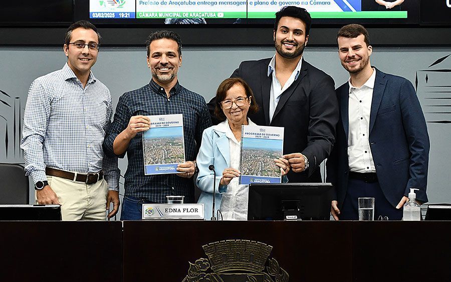 Prefeito Lucas Zanatta comparece ao Legislativo na abertura dos trabalhos da 19ª Legislatura