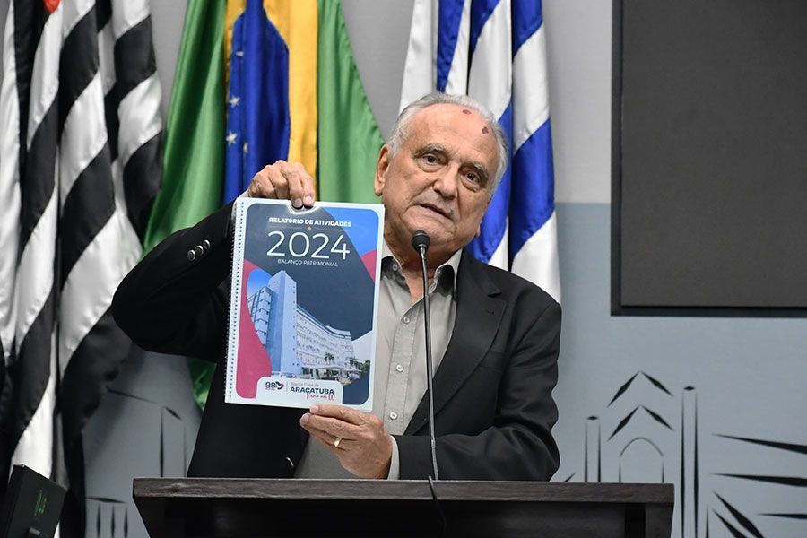 Provedor da Santa Casa presta contas na Câmara Provedor da Santa Casa presta contas na Câmara