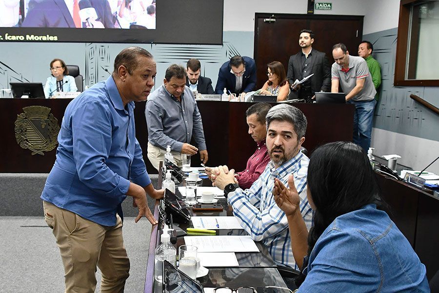 Quatro itens formam a Ordem do Dia da 14ª sessão Quatro itens formam a Ordem do Dia da 14ª sessão