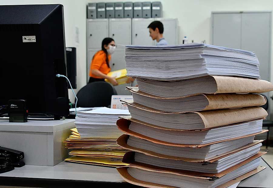 Reunião com funcionários discute início do “Câmara sem papel”