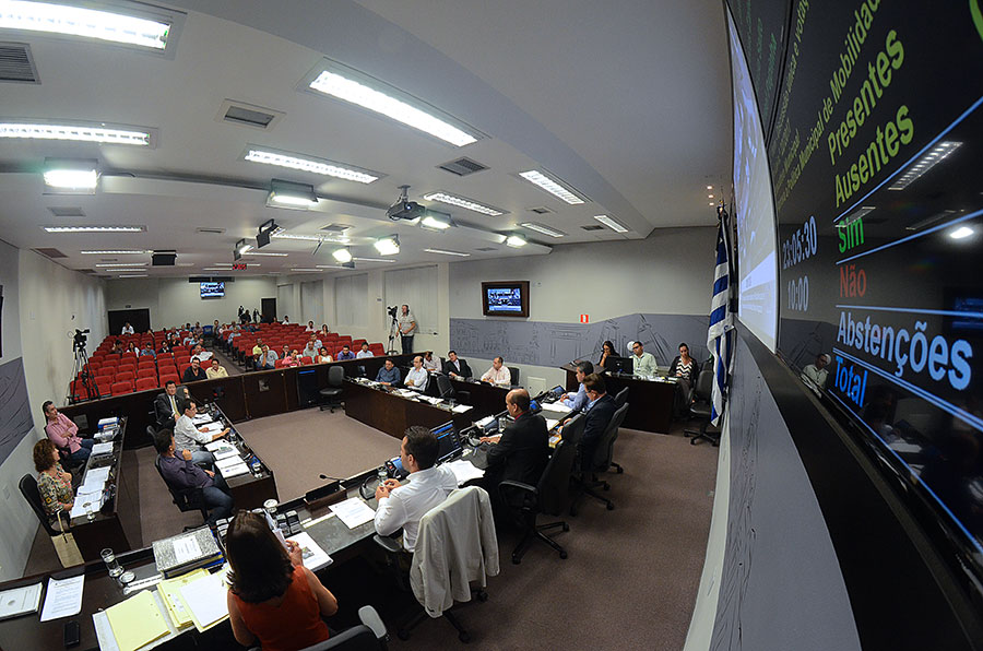 Plenário aprova cinco projetos da 7ª sessão