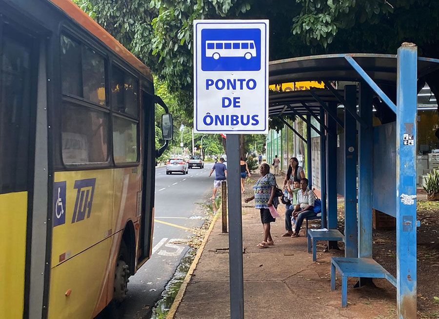 Serviço de transporte público é alvo de questionamentos