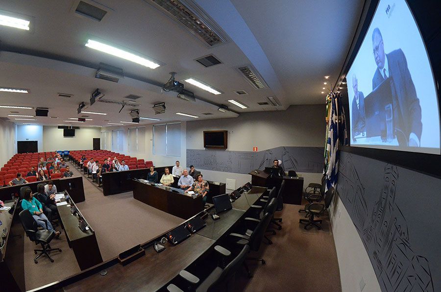 Servidores recebem treinamento sobre Ouvidoria