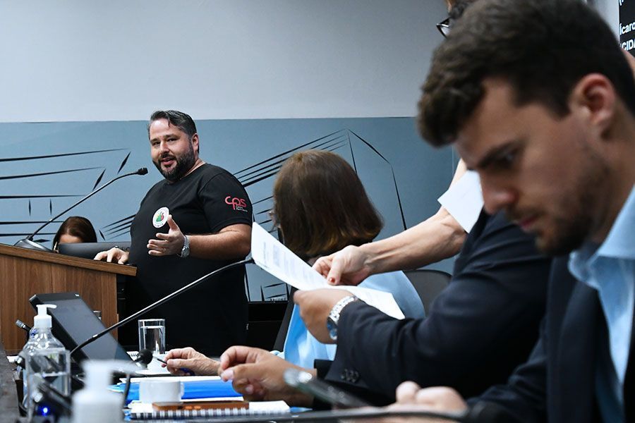 “Vestibulinho Etec” é tema da Tribuna Livre